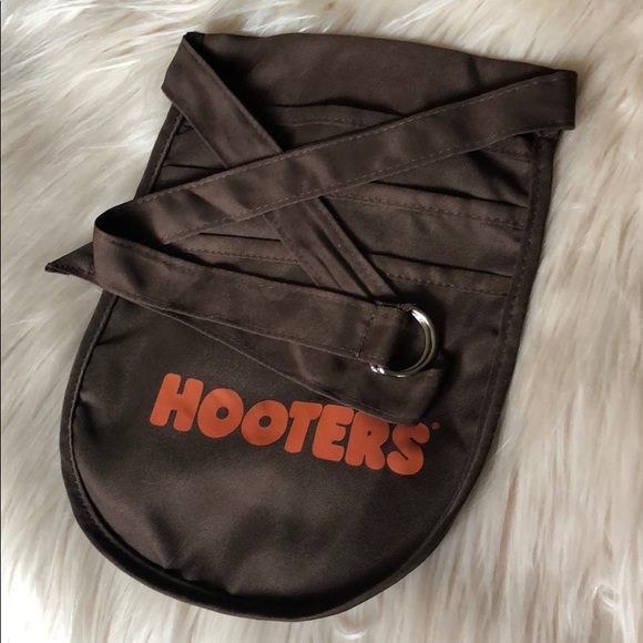 Hooters Brown Pouch Uniform Costume - Picture 1 of 2
